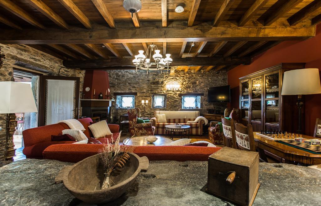 בית הארחה Monfero 	Casa Pineiro מראה חיצוני תמונה